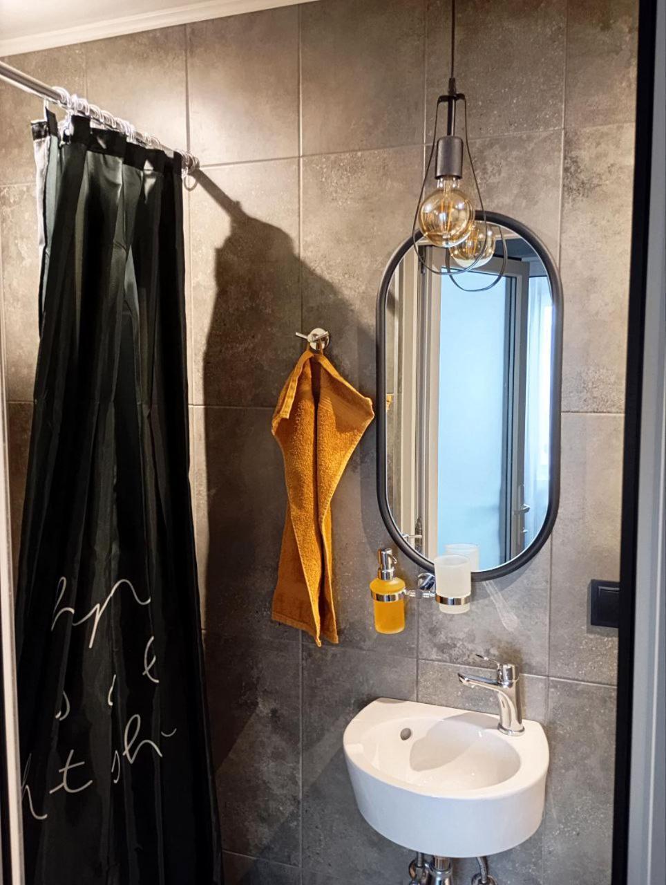 City Center Artmania Apartments تشيسيناو المظهر الخارجي الصورة
