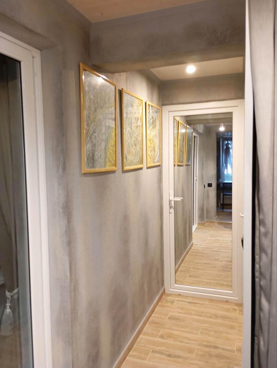 City Center Artmania Apartments تشيسيناو المظهر الخارجي الصورة